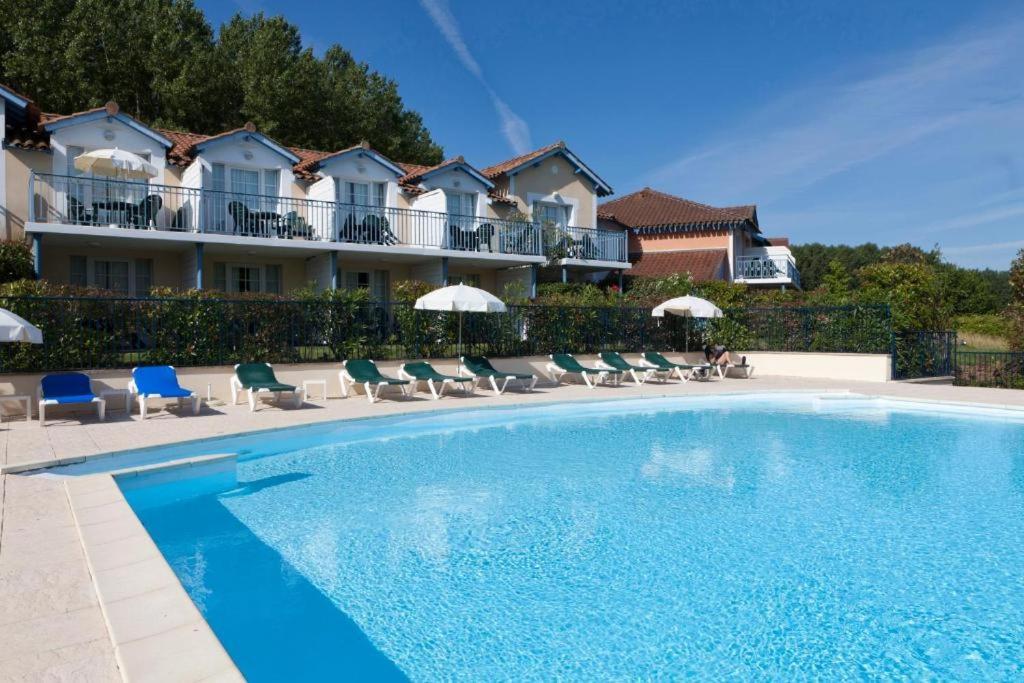 Residence Pierre & Vacances Le Hameau Du Lac Marciac Exterior foto